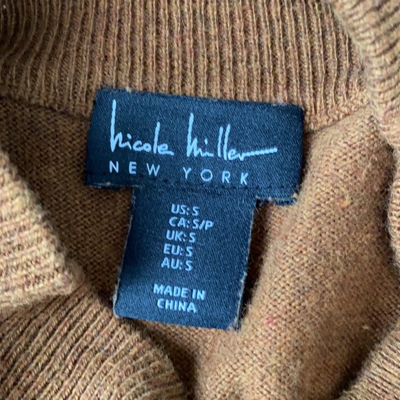 Nicole Miller Sweater Dress - Picture 7 of 7